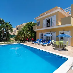 https://altura-villa.hotelaalgarve.com